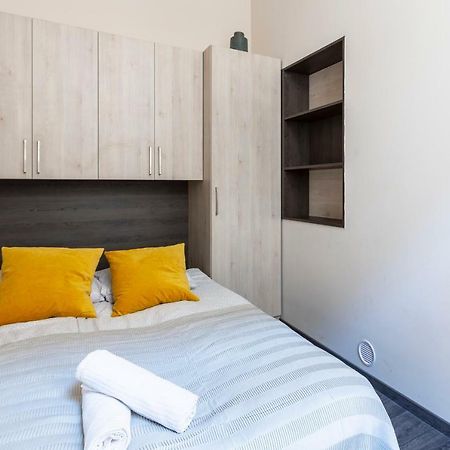 Deluxe Downtown Home 2 Bedrm, 2 Bathrm Budapest Exteriör bild