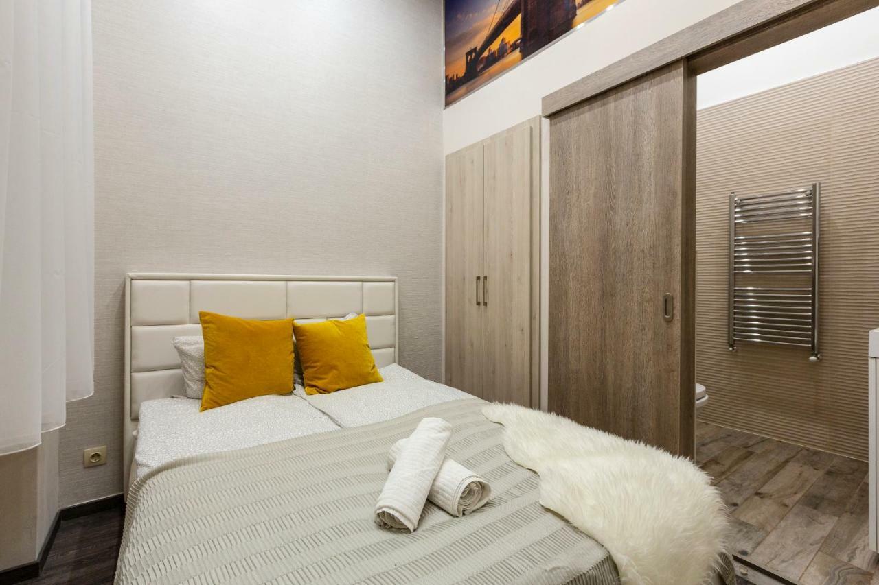 Deluxe Downtown Home 2 Bedrm, 2 Bathrm Budapest Exteriör bild